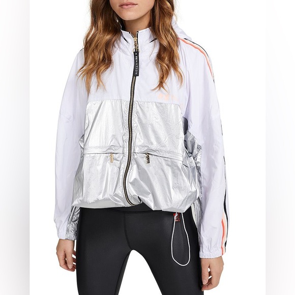 P.E Nation Jackets & Blazers - P.E NATION Side Runner Jacket size medium mint condition!